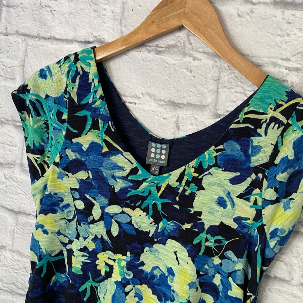 Title Nine Floral Reversible Dress Matahari V Neck Ruched Stretch Mini Womens XS